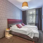 Aurora 3*