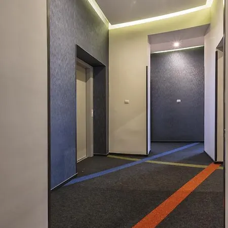 Aurora Aparthotel