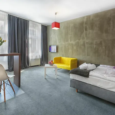 Aurora 아파트호텔 3*