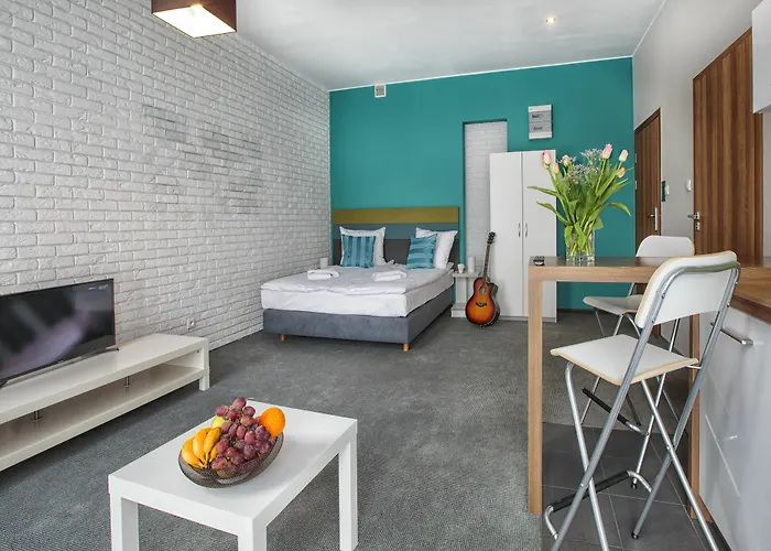 Aurora شقة فندقية 3*